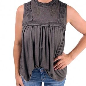 Sleeveless top